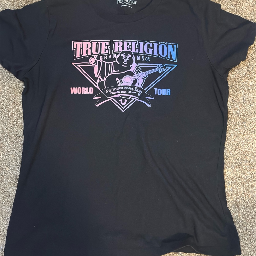 Women’s True Religion t-shirt